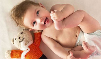 Apprendre à stimuler bébé